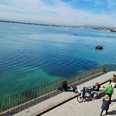 La Finestra Sul Mare Di Alfeo Apartment Syracuse