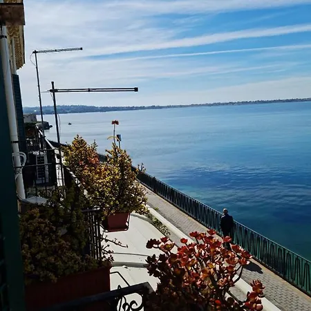 La Finestra Sul Mare Di Alfeo