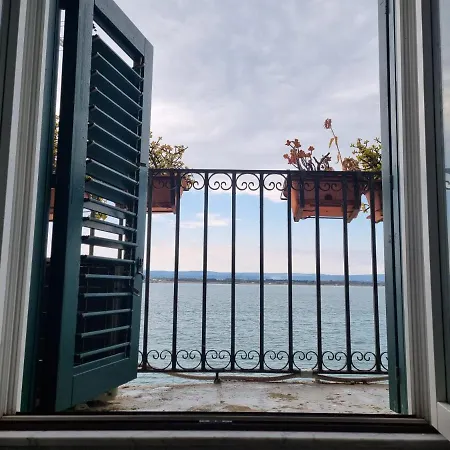 La Finestra Sul Mare Di Alfeo *