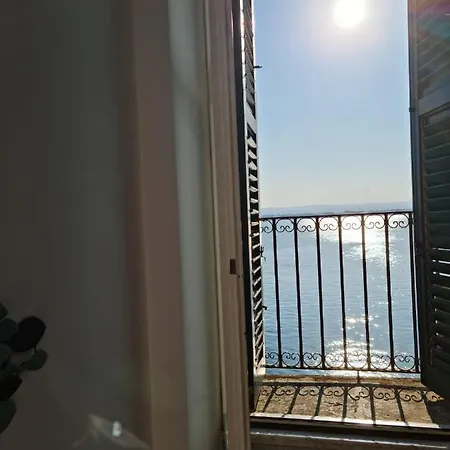 Apartment La Finestra Sul Mare Di Alfeo