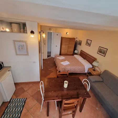 La Finestra Sul Mare Di Alfeo Apartment *